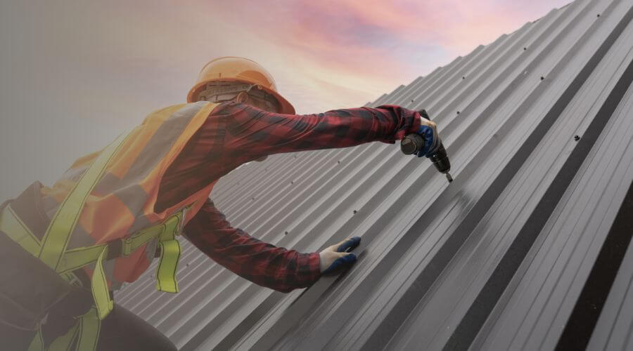 Professional gutter cleaning in El Sobrante, CA